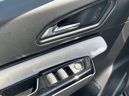 Used 2024 Honda Prologue EX image 15