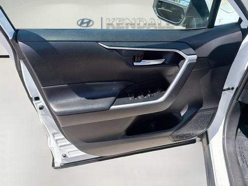 Used 2024 Toyota RAV4 XLE FWD image 17
