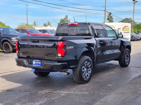 Used 2024 Chevrolet Colorado Z71 w/ Z71 Convenience Package 2 AWD/4WD image 5