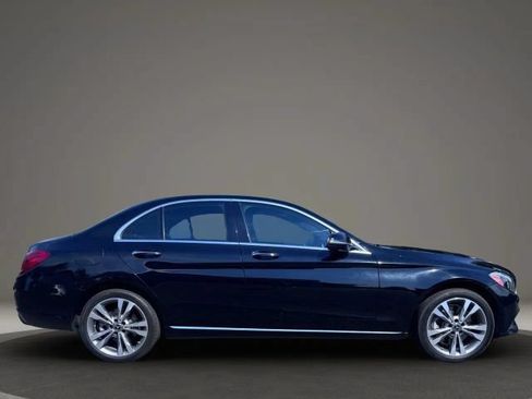 Used 2018 Mercedes-Benz C 300 4MATIC Sedan image 6