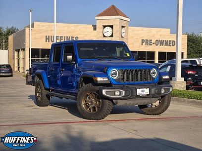 Used 2024 Jeep Gladiator Sport