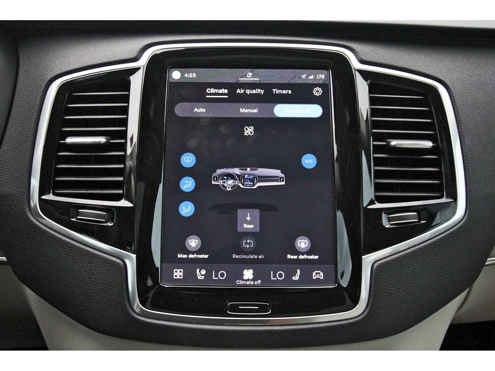 Used 2023 Volvo XC90 B6 Plus w/ Protection Package Premier AWD/4WD image 24