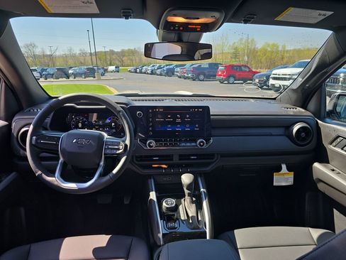 New 2026 Chevrolet Colorado Trail Boss AWD/4WD image 9