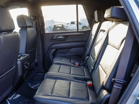 Used 2025 Chevrolet Tahoe Z71 AWD/4WD image 22