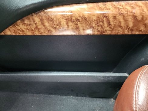 Used 2020 Chevrolet Suburban Premier w/ Premier Plus Edition image 31