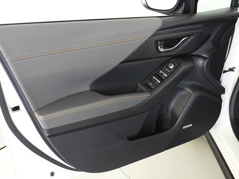 Certified 2024 Subaru Crosstrek 2.5i Limited w/ Crosstrek Mirror Package AWD/4WD image 11