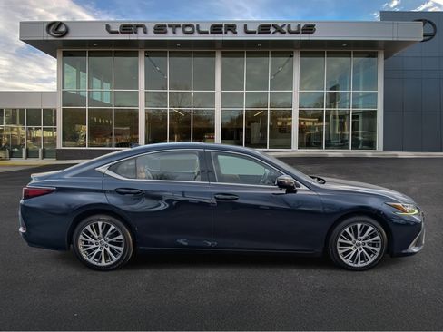 Used 2019 Lexus ES 350 image 2