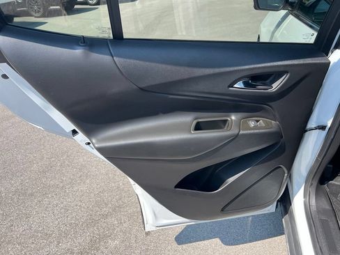 Used 2023 Chevrolet Equinox LT w/ LPO, Floor Liner Package AWD/4WD image 20