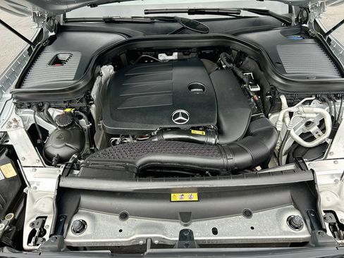 Used 2020 Mercedes-Benz GLC 300 w/ Multimedia Package image 30