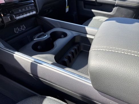 New 2025 RAM 2500 Big Horn image 24