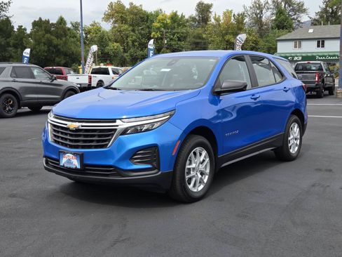 Used 2024 Chevrolet Equinox LS w/ LPO, Floor Liner Package AWD/4WD image 1