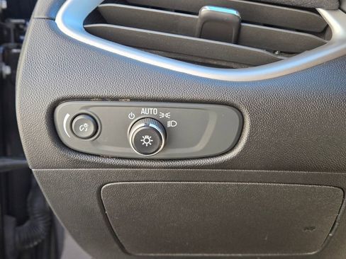 Used 2023 Chevrolet Malibu LT image 22