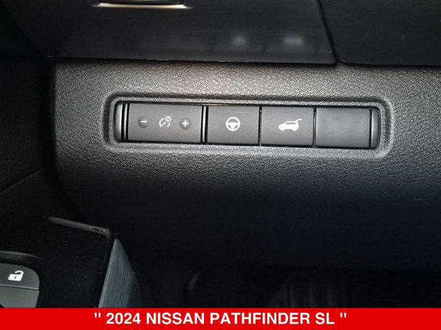 Certified 2024 Nissan Pathfinder SL AWD/4WD image 20