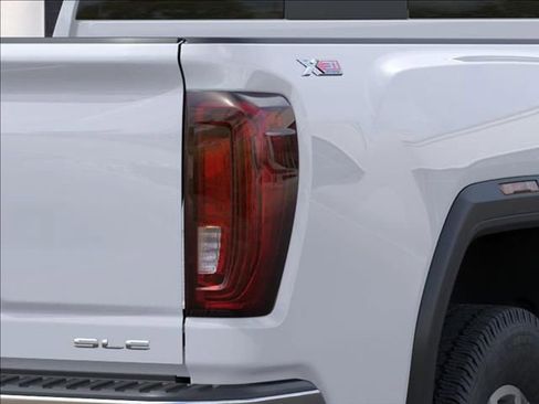 New 2026 GMC Sierra 2500 SLE w/ SLE Value Package; AWD/4WD image 11