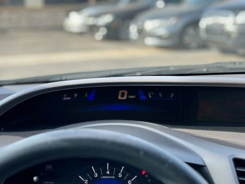Used 2012 Honda Civic LX image 27