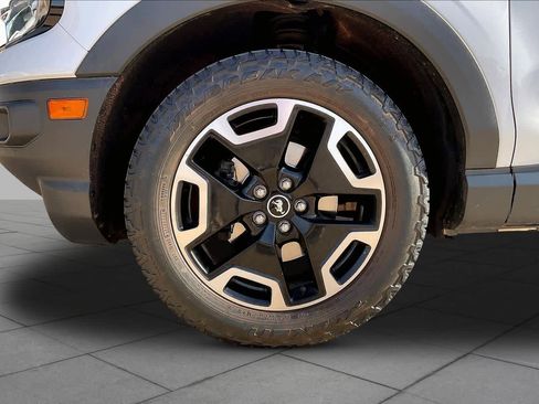 Used 2021 Ford Bronco Sport Outer Banks AWD/4WD image 12
