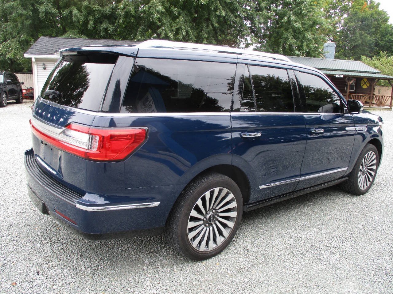 Used 2018 Lincoln Navigator Reserve w/ Technology Package AWD/4WD image 5