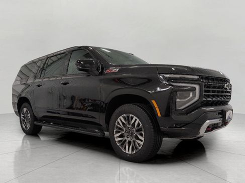 Used 2025 Chevrolet Suburban Z71 AWD/4WD image 1