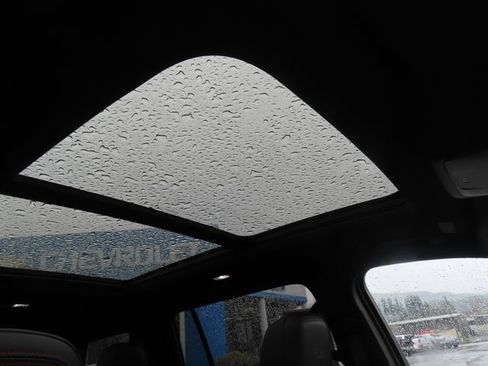 Used 2025 Chevrolet Traverse RS w/ LPO, Floor Liner Package AWD/4WD image 50