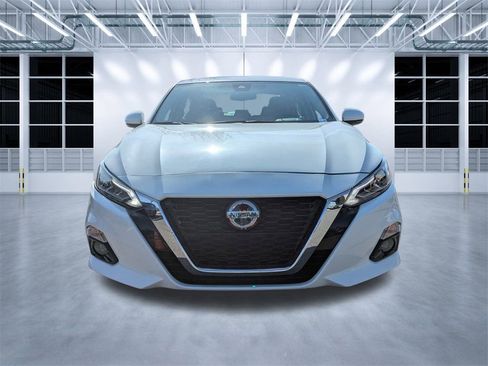 Used 2022 Nissan Altima 2.5 SL FWD image 8