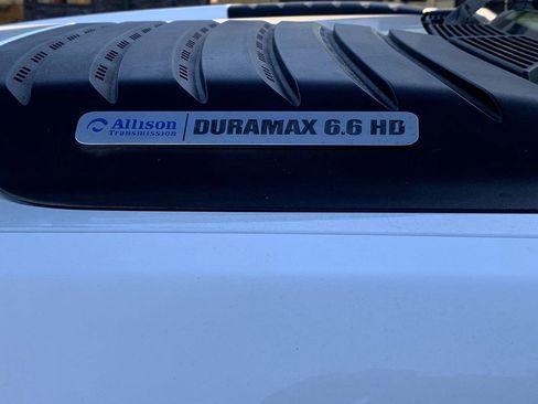 Used 2011 Chevrolet Silverado 2500 LTZ w/ LTZ Plus Package image 13