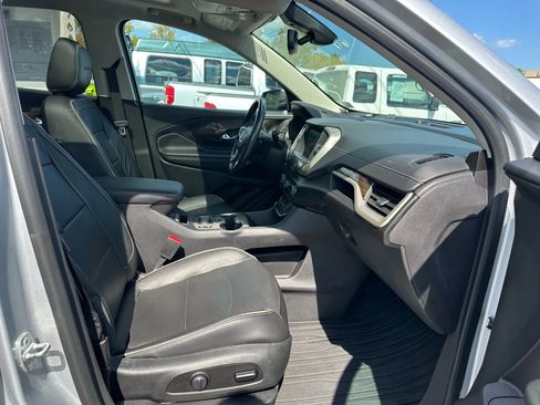 Used 2020 GMC Terrain Denali w/ Denali Premium Package image 18