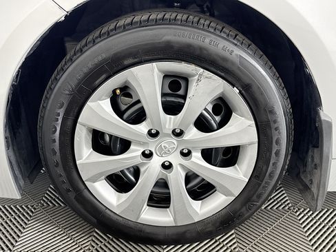 Used 2025 Toyota Corolla LE FWD image 35