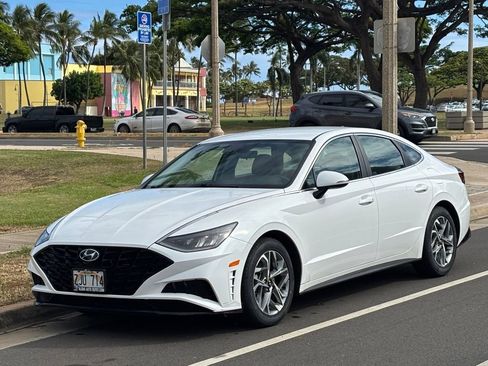 Used 2023 Hyundai Sonata SEL FWD image 1