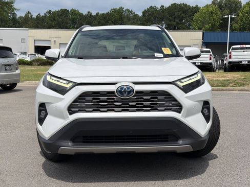 Used 2023 Toyota RAV4 Limited AWD/4WD image 6