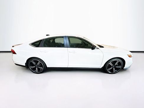 Used 2023 Honda Accord Sport image 5