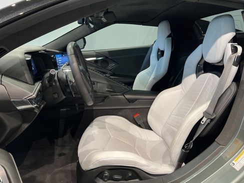 Used 2023 Chevrolet Corvette Stingray Premium Conv w/ 3LT image 16