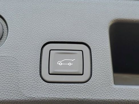 New 2026 GMC Terrain AT4 w/ Technology Package II image 30