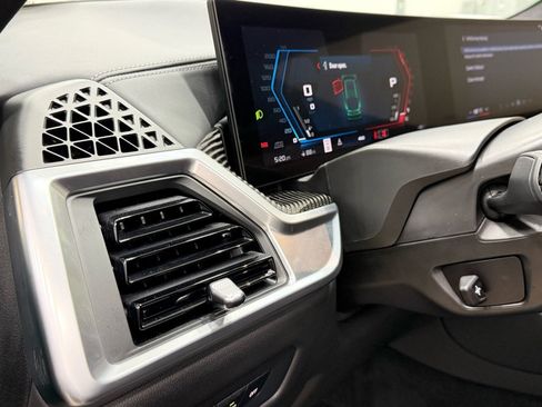 Used 2025 BMW X6 M Competition w/ Executive Package image 48