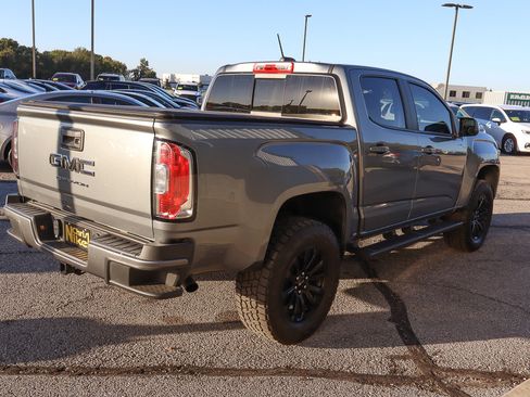 Used 2022 GMC Canyon Elevation w/ Elevation Premium Package image 4