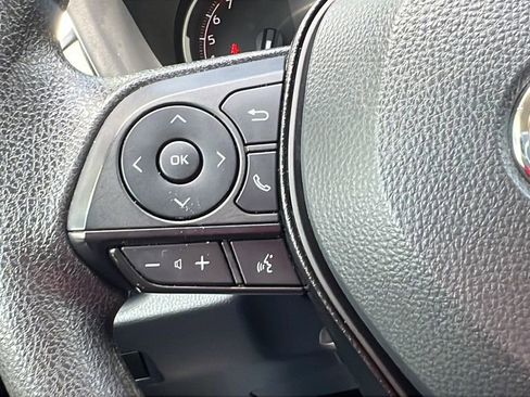 Used 2024 Toyota RAV4 XLE FWD image 19