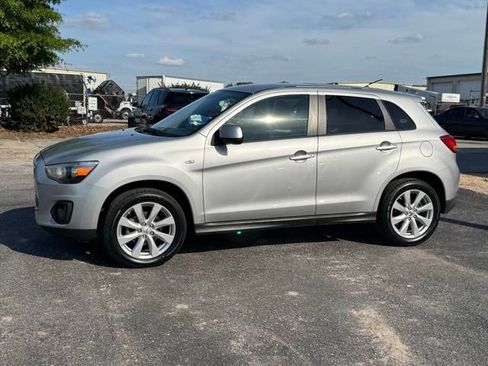 Used 2015 Mitsubishi Outlander Sport ES FWD image 4