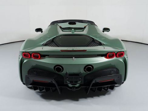 Used 2025 Ferrari SF90 Spider image 27
