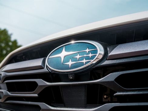 Used 2023 Subaru Outback Touring XT AWD/4WD image 10