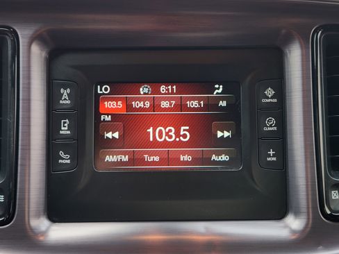Used 2016 Dodge Challenger SXT RWD image 17