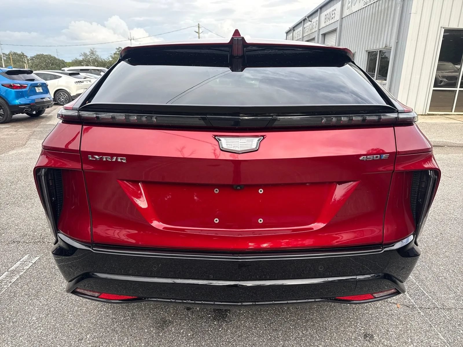 Used 2024 Cadillac Lyriq Sport RWD image 9