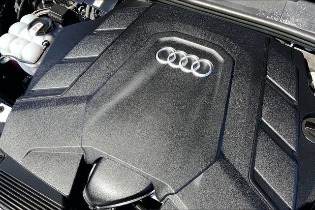 Used 2023 Audi Q7 3.0T Premium Plus AWD/4WD image 33