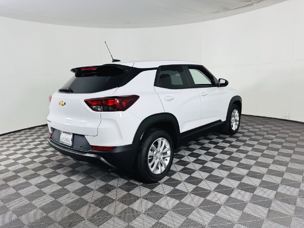 Used 2026 Chevrolet TrailBlazer LS w/ LS Convenience Package FWD image 25