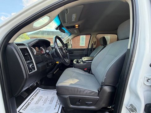 Used 2021 RAM 1500 Tradesman w/ Tradesman SXT Package AWD/4WD image 14
