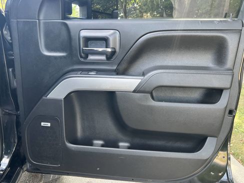 Used 2015 Chevrolet Express 2500 image 24