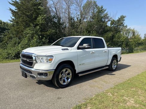 Used 2019 RAM 1500 Big Horn image 2