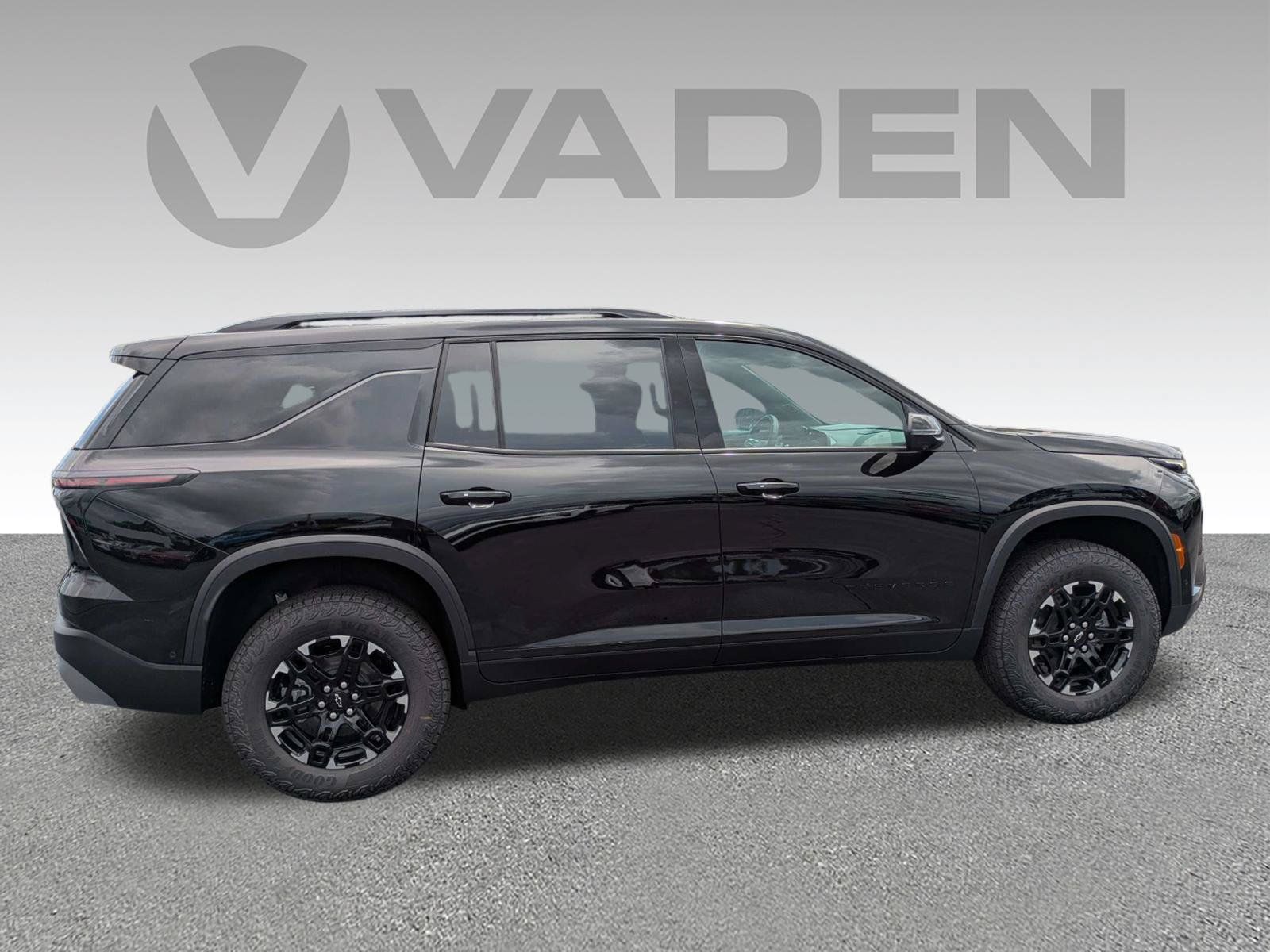 New 2027 Chevrolet Traverse Z71 w/ Enhanced Driving Package AWD/4WD image 26