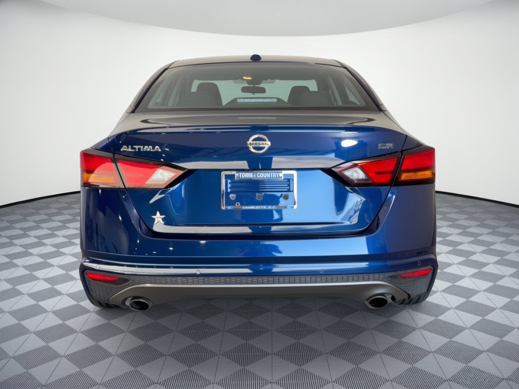Used 2020 Nissan Altima 2.5 SR FWD image 11
