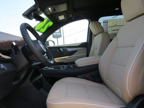 New 2026 Buick Enclave Preferred w/ Power Package image 15