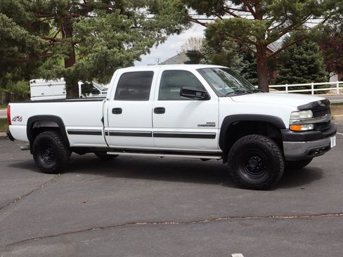 Used 2002 Chevrolet Silverado 2500 LS AWD/4WD image 2