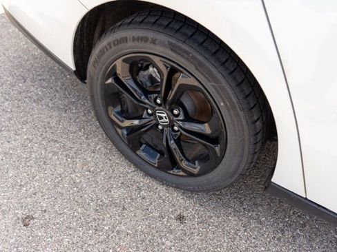 Used 2025 Honda Accord SE image 10